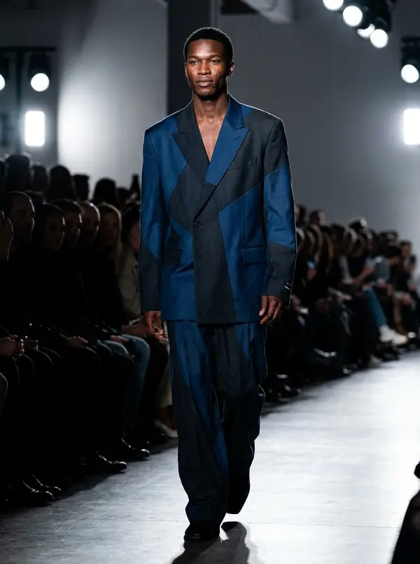 Runway Catwalk AI Photoshoot